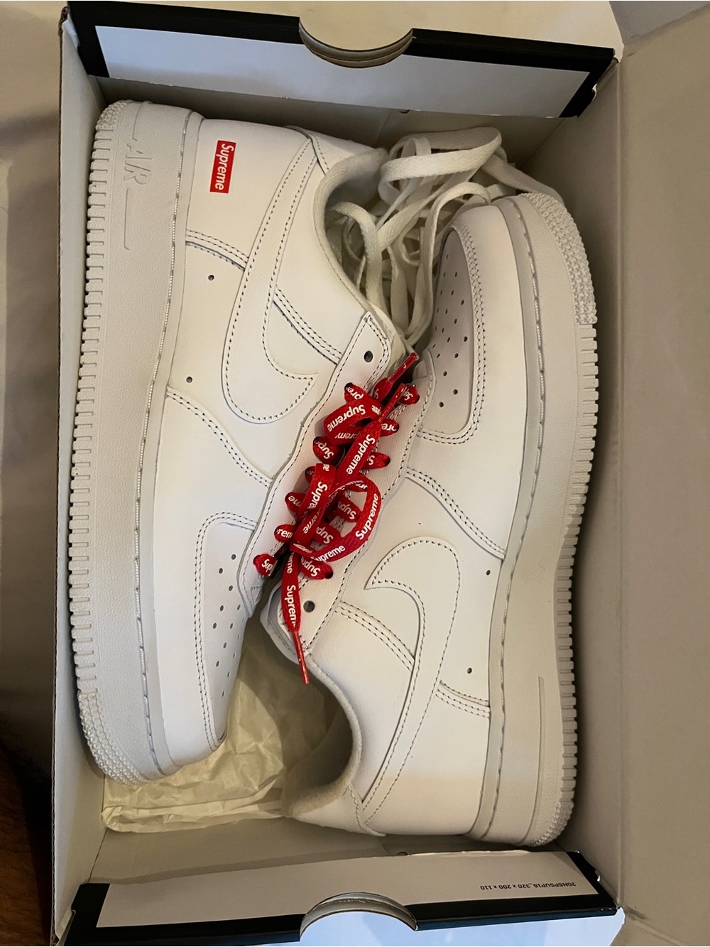 Supreme x Nike Air Force 1 Low